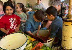 Általános Iskola - Hidas &raquo; 2025-2026 &raquo; Kolbásztöltés