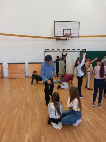 56c5ccab-859e-4885-a149-3708ddcb2aed