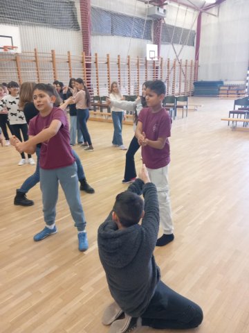 6295f97e-b6fb-4894-89f1-b764019a5f1b