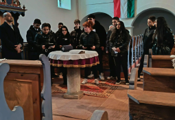 ef76cf91-bf67-4e3d-951c-7dbb1969ea93