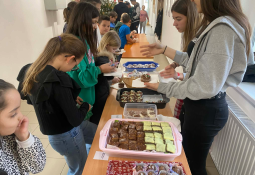 cedf13c2-965e-4283-a8bf-31a98b2975af