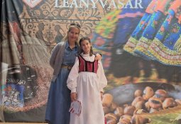 Általános Iskola - Pécs &raquo; 2025-2026 &raquo; Leányvásár